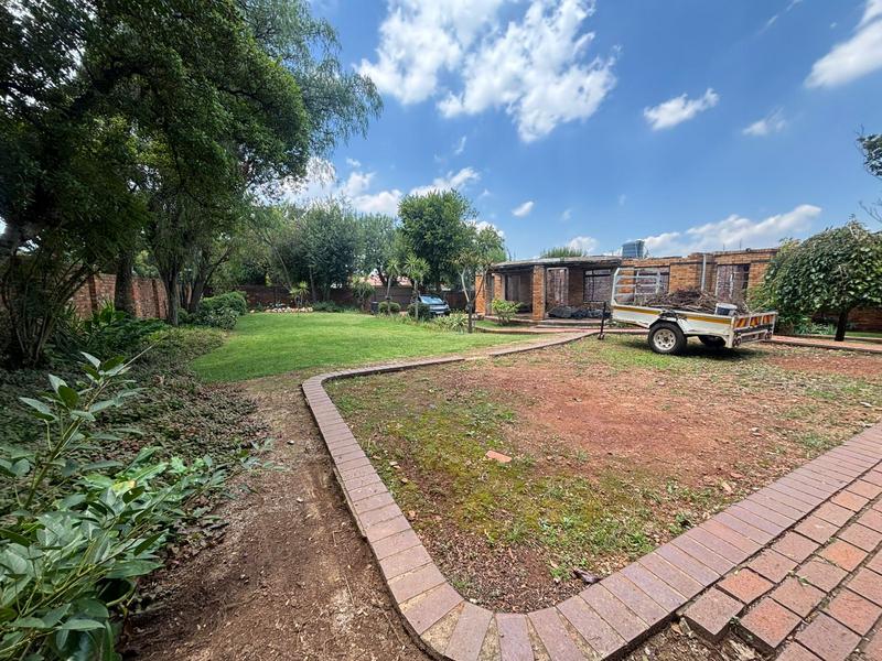 2 Bedroom Property for Sale in Florida Gauteng