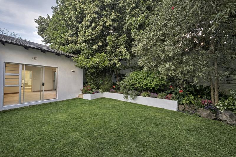 33 Bedroom Property for Sale in Strathavon Gauteng