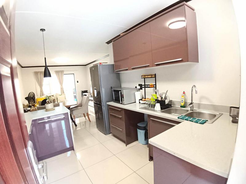 To Let 2 Bedroom Property for Rent in Blue Hills Gauteng