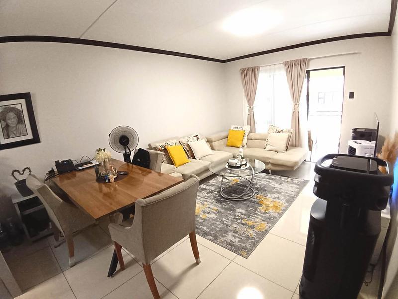 To Let 2 Bedroom Property for Rent in Blue Hills Gauteng