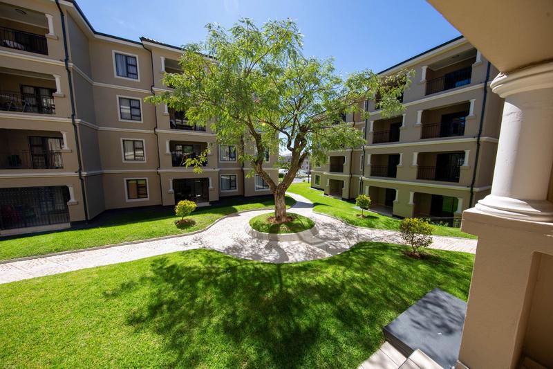 To Let 2 Bedroom Property for Rent in Blue Hills Gauteng