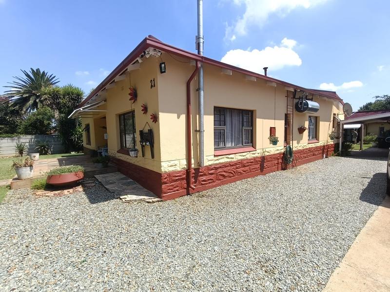 3 Bedroom Property for Sale in Selection Park Gauteng