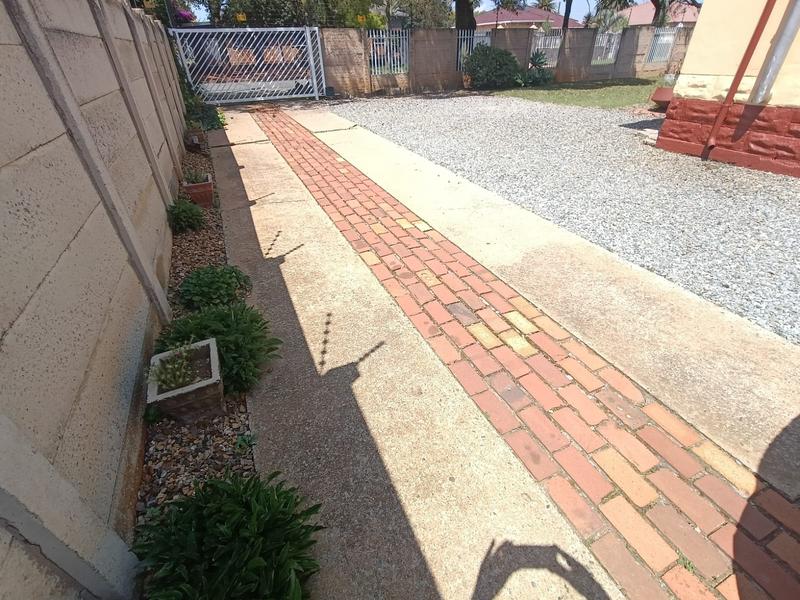 3 Bedroom Property for Sale in Selection Park Gauteng