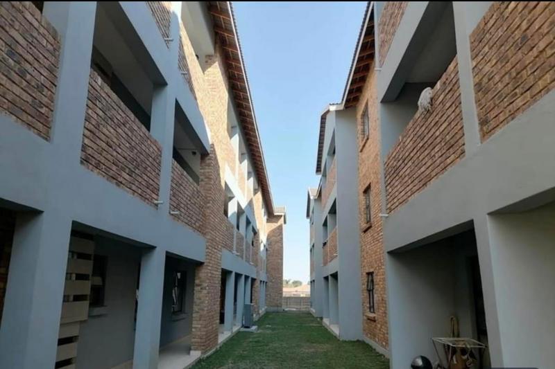 To Let 2 Bedroom Property for Rent in Groblerpark Gauteng