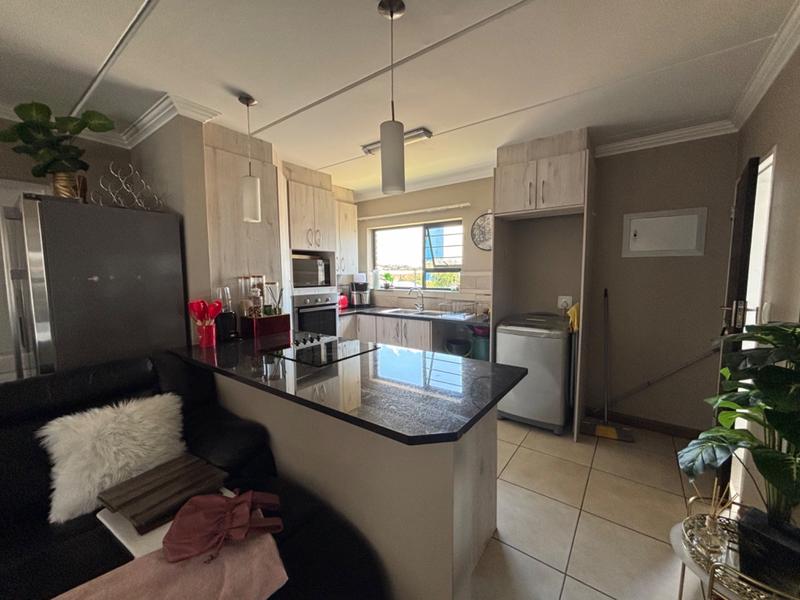 2 Bedroom Property for Sale in Amberfield Gauteng