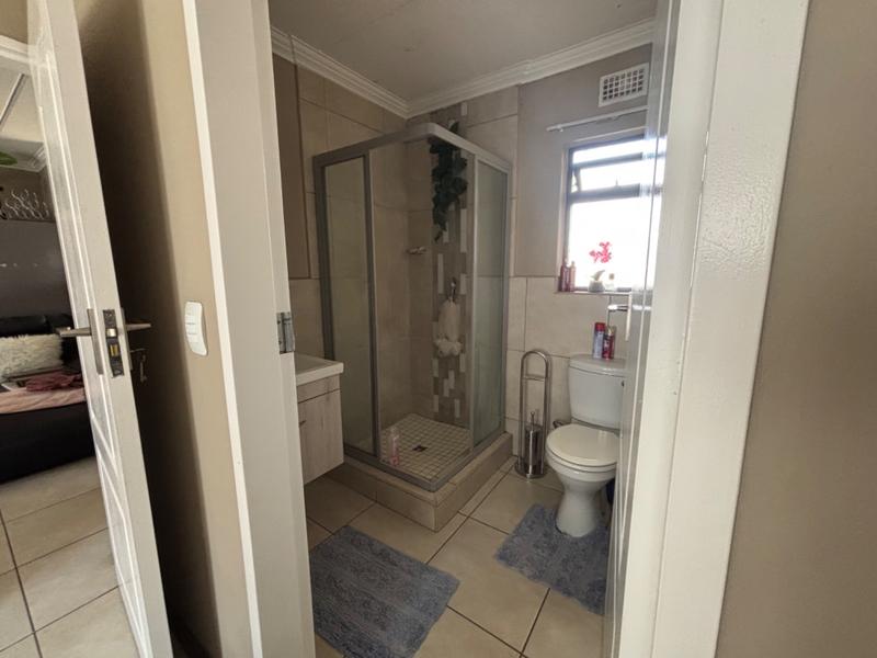 2 Bedroom Property for Sale in Amberfield Gauteng