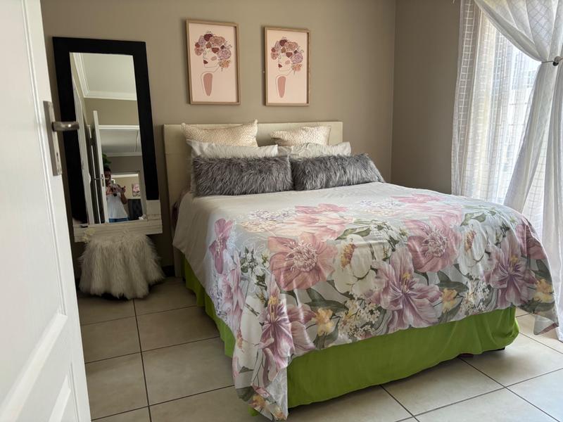 2 Bedroom Property for Sale in Amberfield Gauteng