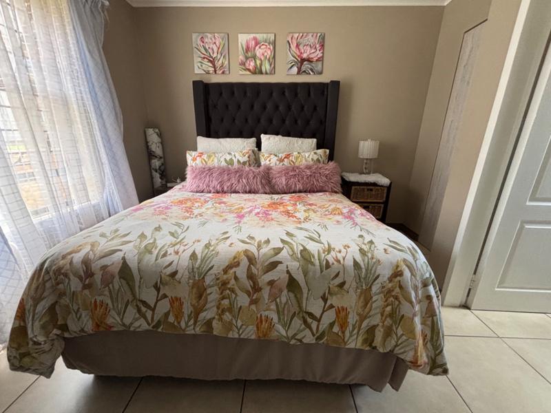 2 Bedroom Property for Sale in Amberfield Gauteng