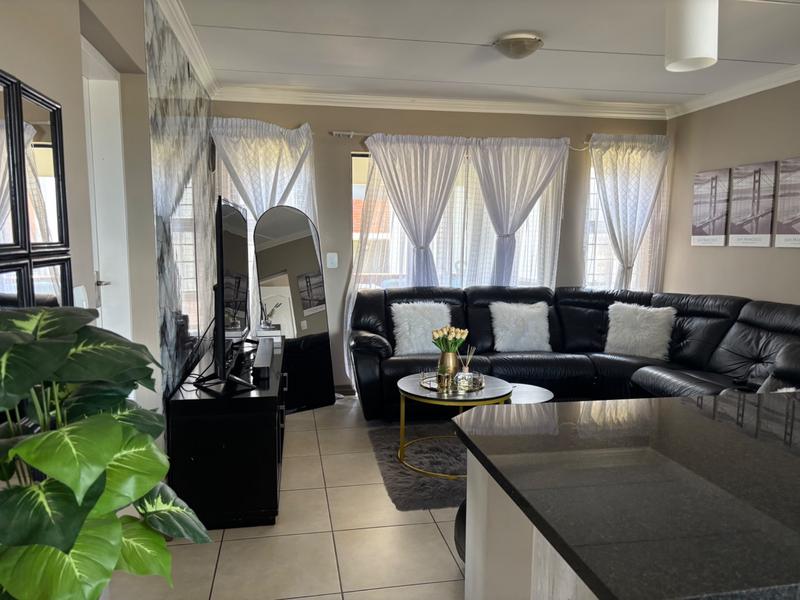 2 Bedroom Property for Sale in Amberfield Gauteng