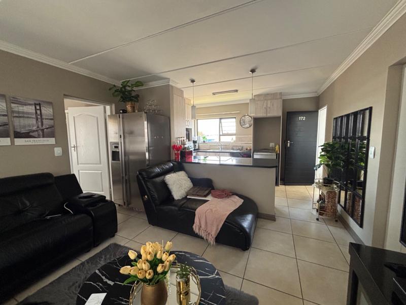 2 Bedroom Property for Sale in Amberfield Gauteng