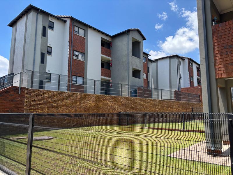 2 Bedroom Property for Sale in Amberfield Gauteng