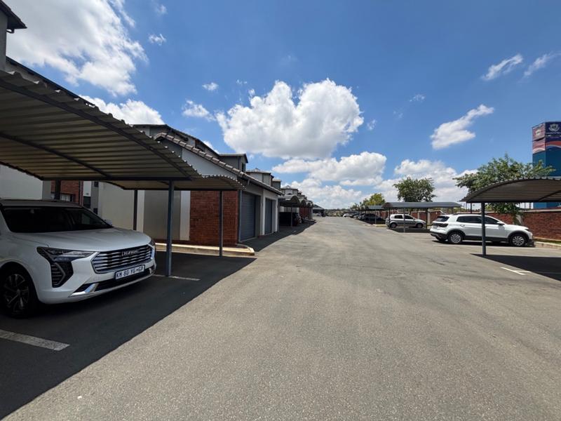 2 Bedroom Property for Sale in Amberfield Gauteng