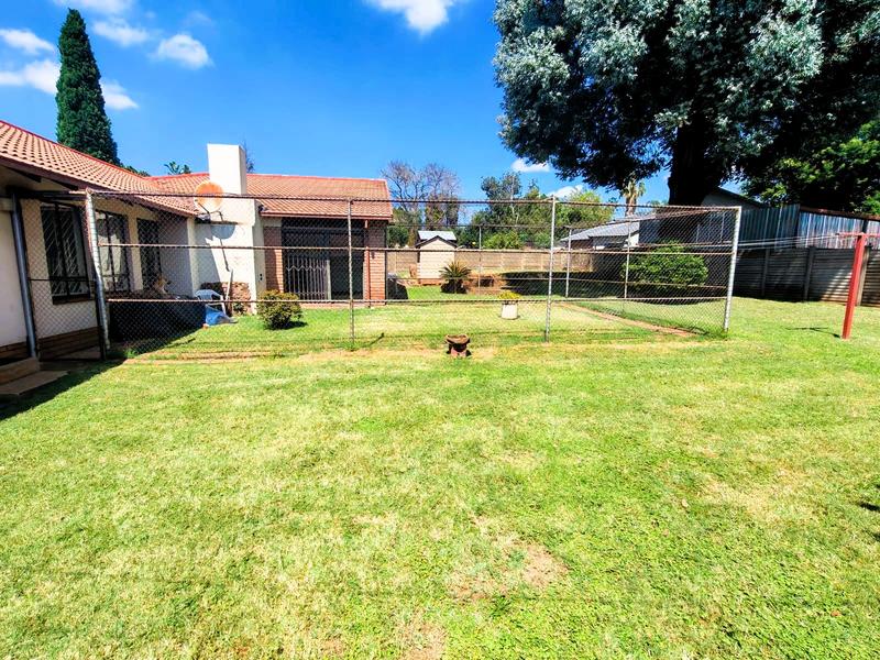 3 Bedroom Property for Sale in Heuweloord Gauteng