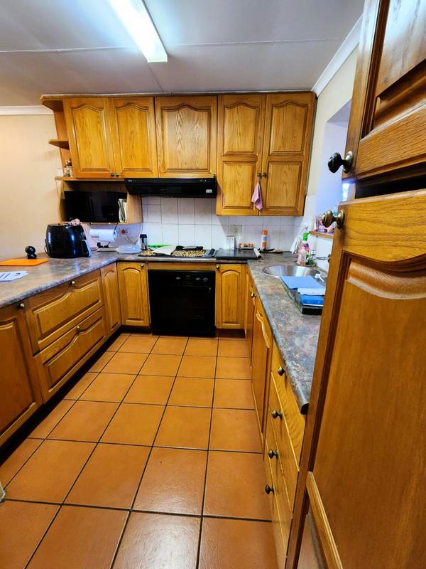 3 Bedroom Property for Sale in Heuweloord Gauteng