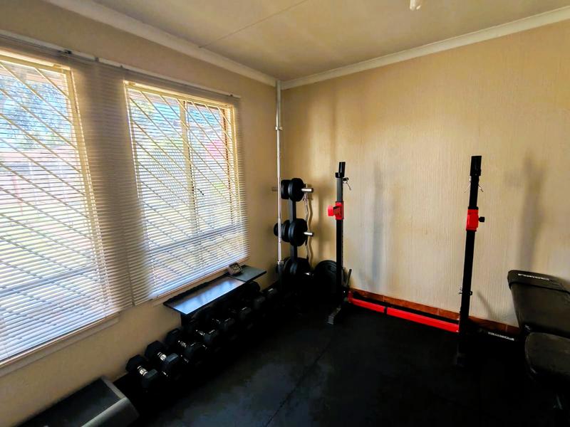 3 Bedroom Property for Sale in Heuweloord Gauteng