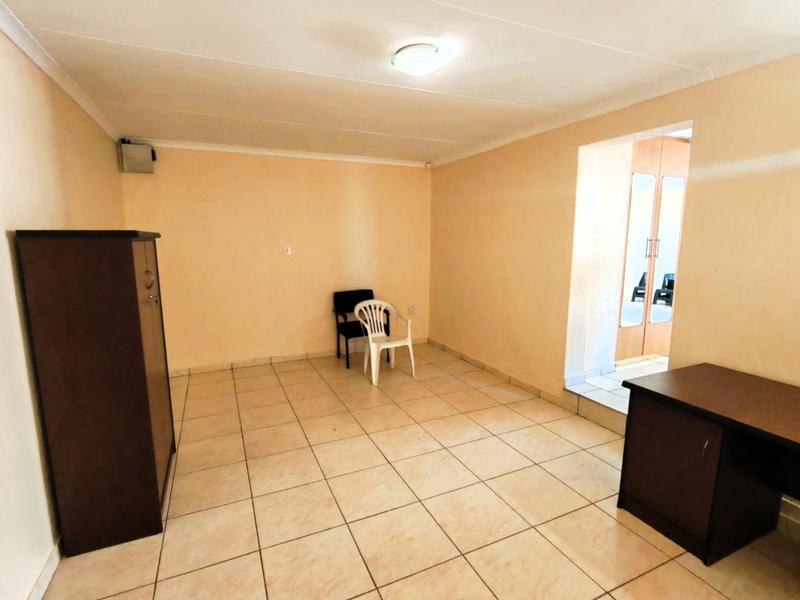 3 Bedroom Property for Sale in Heuweloord Gauteng