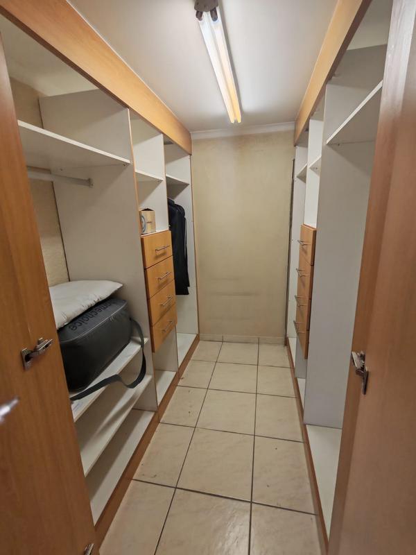 3 Bedroom Property for Sale in Heuweloord Gauteng