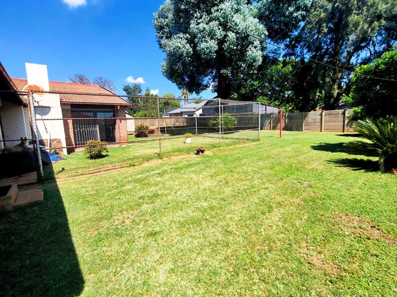 3 Bedroom Property for Sale in Heuweloord Gauteng