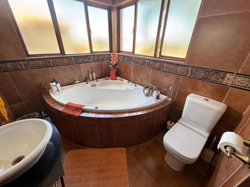 3 Bedroom Property for Sale in Amberfield Gauteng