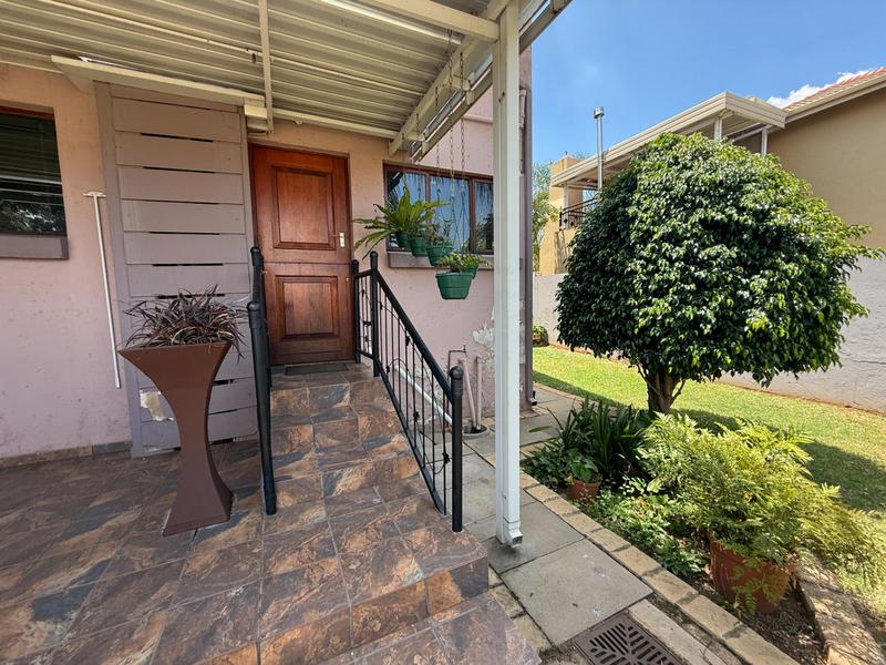 3 Bedroom Property for Sale in Amberfield Gauteng