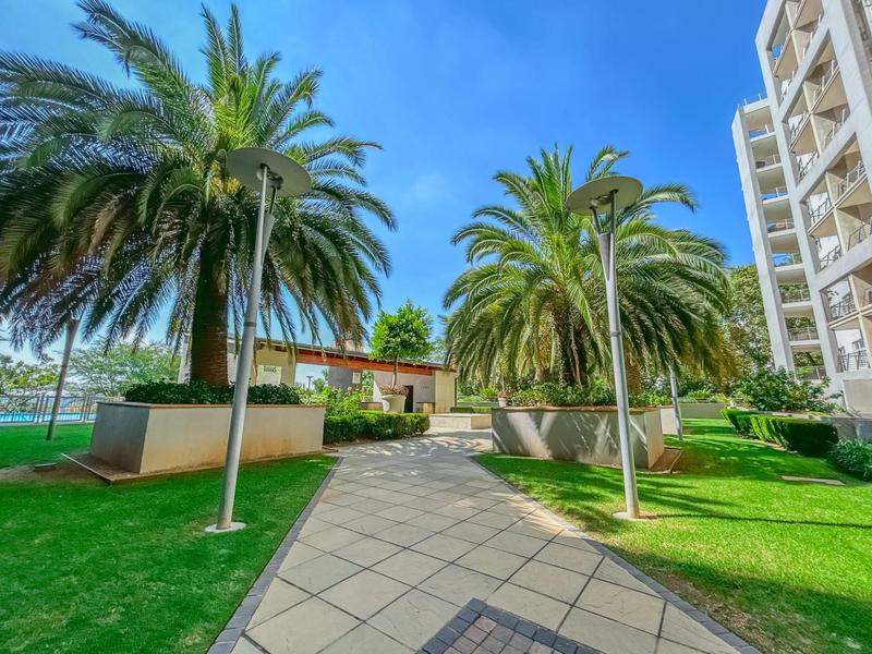 To Let 2 Bedroom Property for Rent in Sandhurst Gauteng