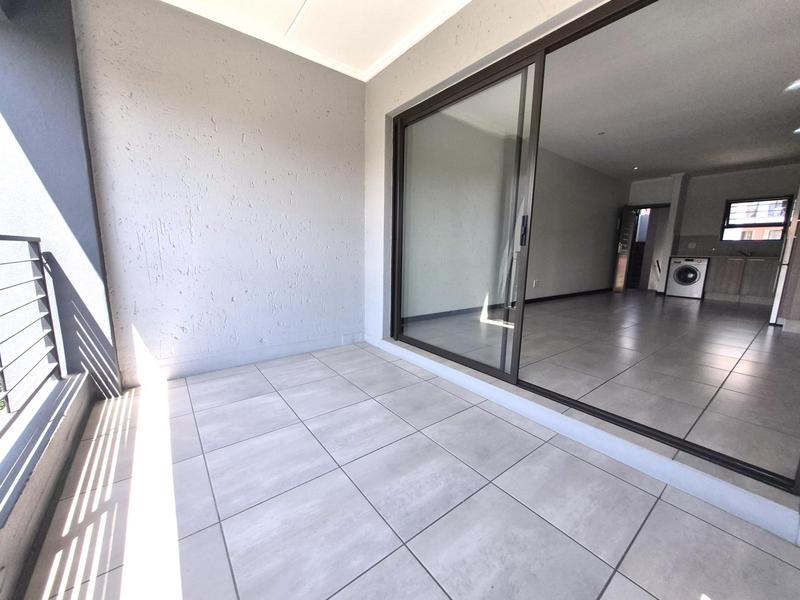2 Bedroom Property for Sale in Barbeque Downs Gauteng