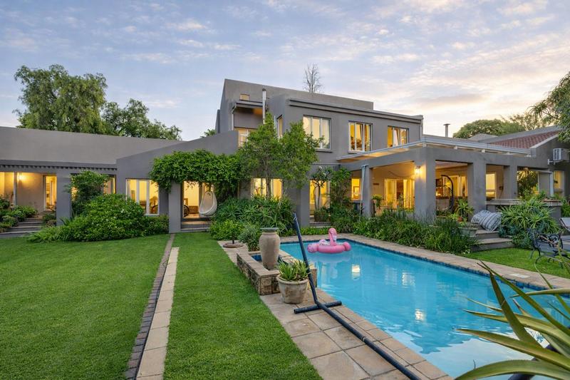 4 Bedroom Property for Sale in Fourways Gardens Gauteng