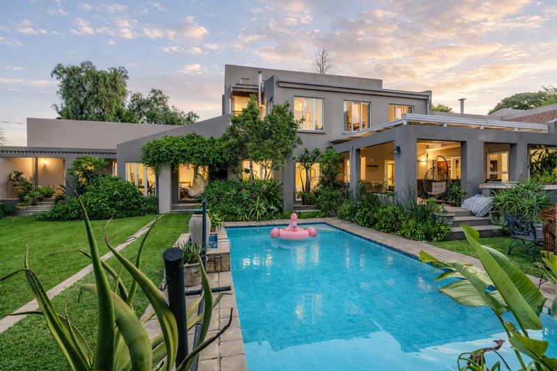 4 Bedroom Property for Sale in Fourways Gardens Gauteng