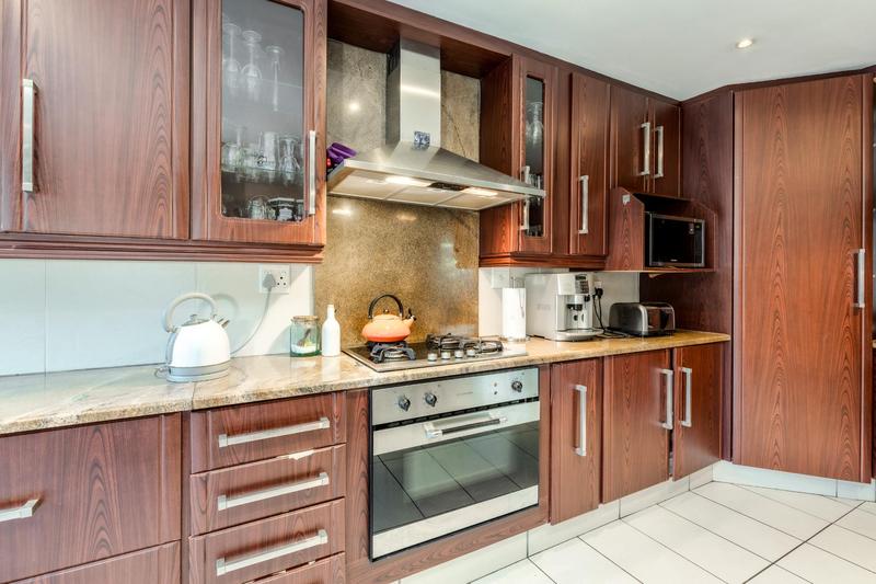 4 Bedroom Property for Sale in Fourways Gardens Gauteng