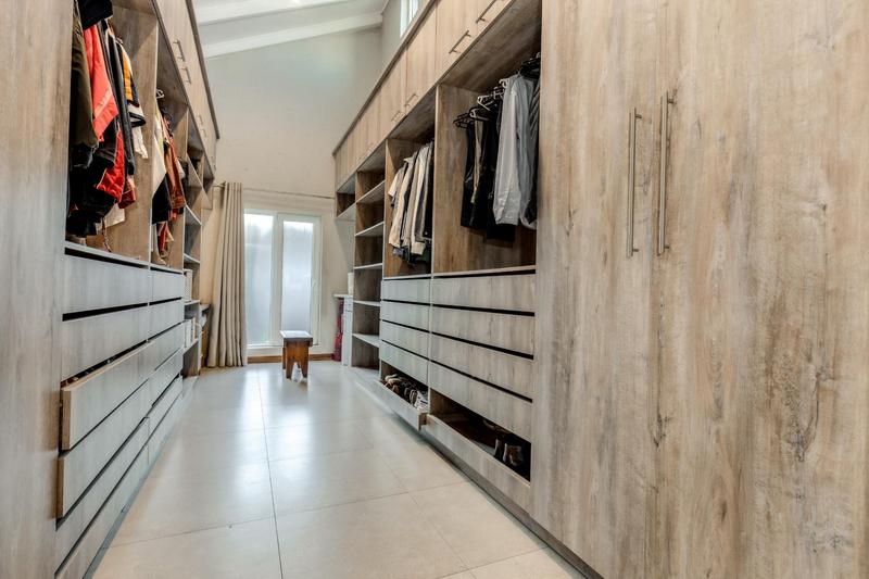 4 Bedroom Property for Sale in Fourways Gardens Gauteng