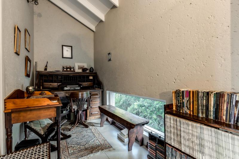 4 Bedroom Property for Sale in Fourways Gardens Gauteng