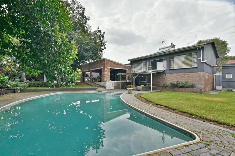 5 Bedroom Property for Sale in Lombardy East Gauteng