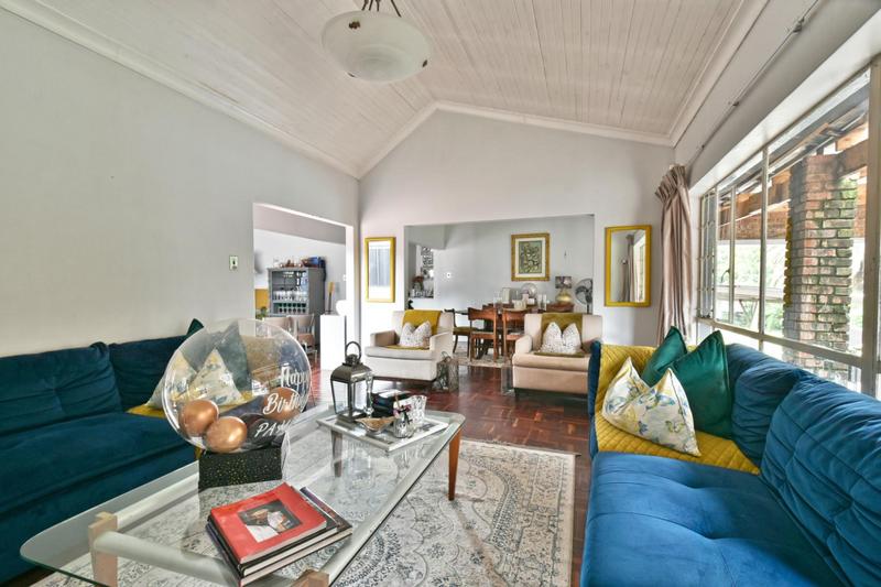 5 Bedroom Property for Sale in Lombardy East Gauteng