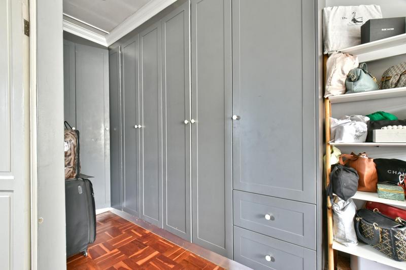 5 Bedroom Property for Sale in Lombardy East Gauteng