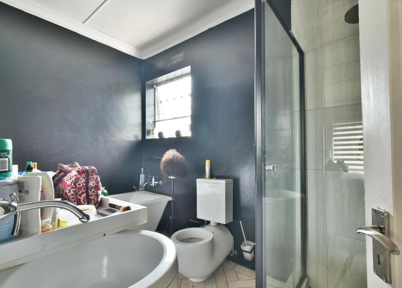 5 Bedroom Property for Sale in Lombardy East Gauteng