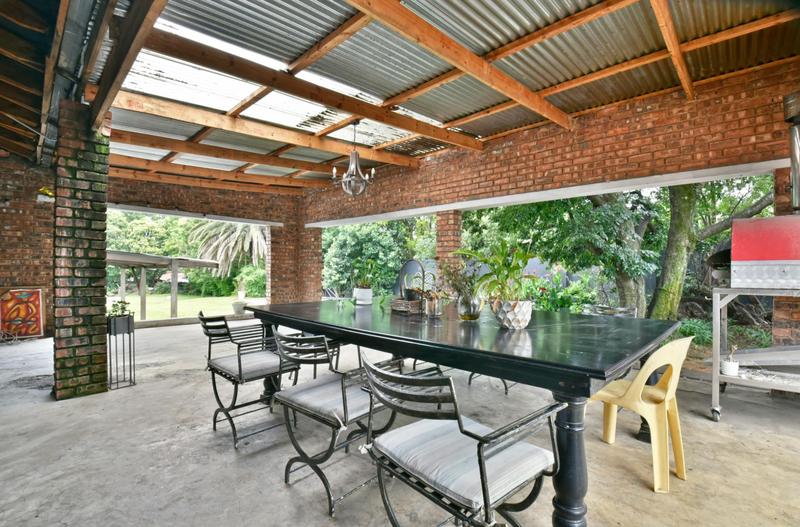 5 Bedroom Property for Sale in Lombardy East Gauteng