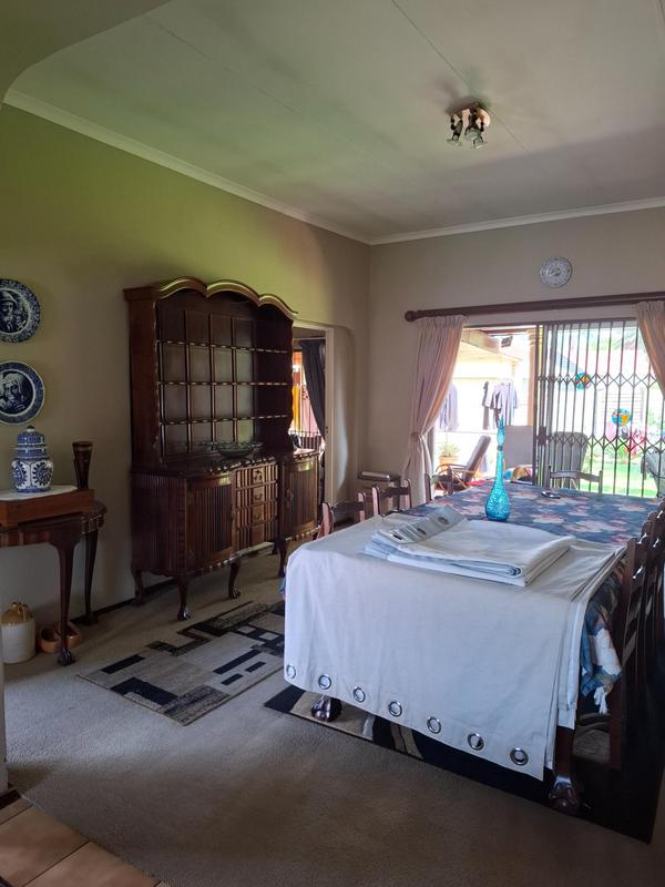 5 Bedroom Property for Sale in The Reeds Gauteng