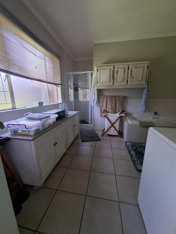 5 Bedroom Property for Sale in The Reeds Gauteng