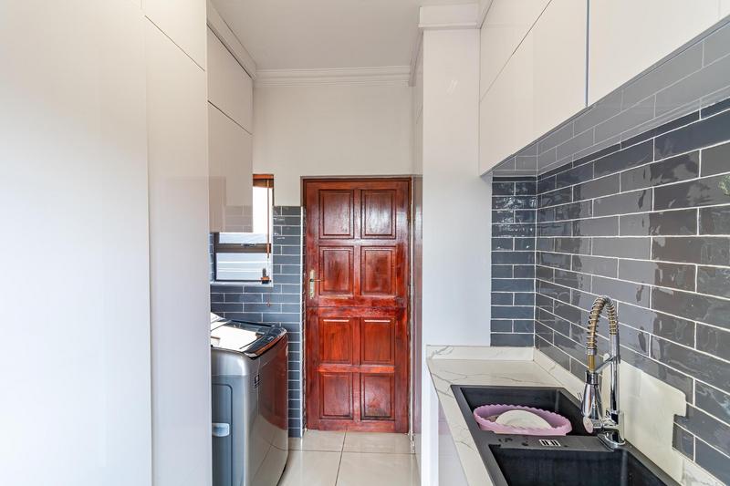 3 Bedroom Property for Sale in Midstream Estate Gauteng