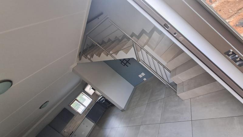 To Let 2 Bedroom Property for Rent in Noordwyk Gauteng