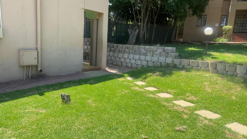 3 Bedroom Property for Sale in Sharonlea Gauteng