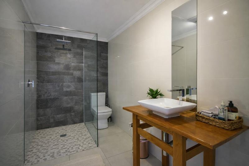 4 Bedroom Property for Sale in Waterkloof Ridge Gauteng