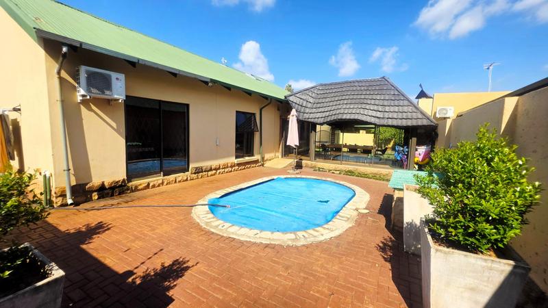 3 Bedroom Property for Sale in Annlin Gauteng