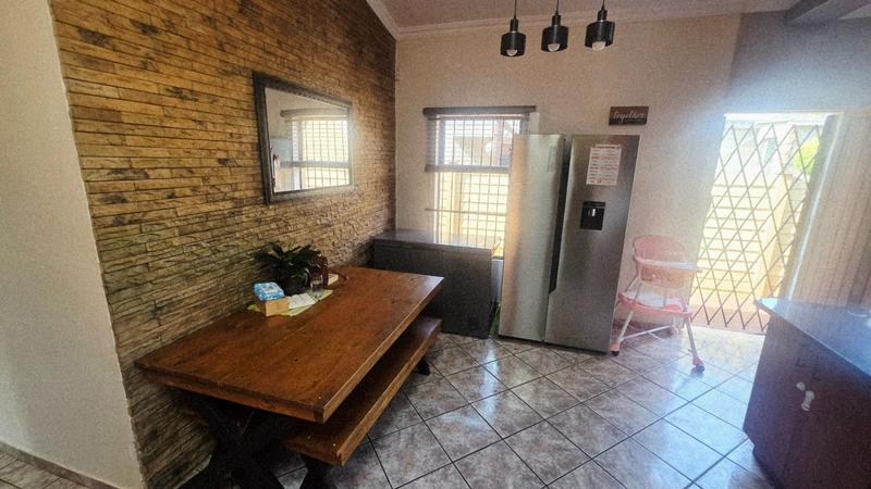 3 Bedroom Property for Sale in Annlin Gauteng