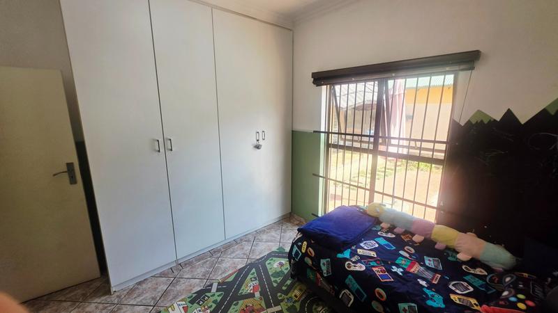 3 Bedroom Property for Sale in Annlin Gauteng