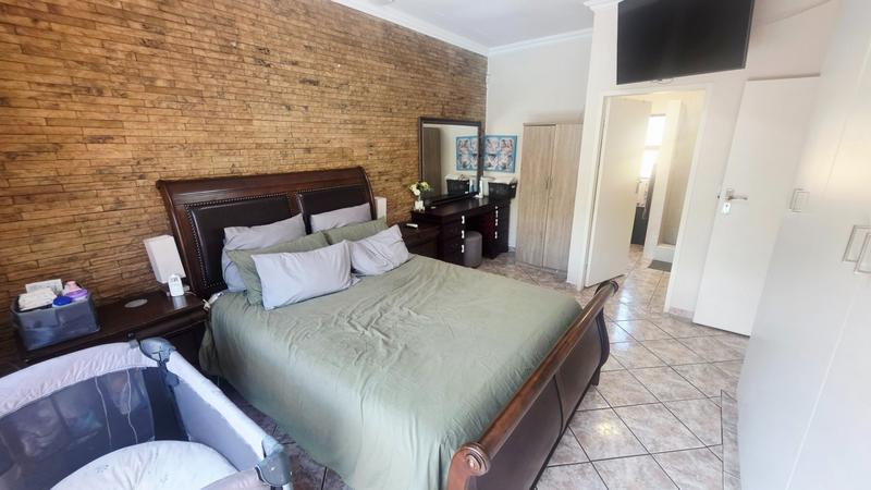 3 Bedroom Property for Sale in Annlin Gauteng