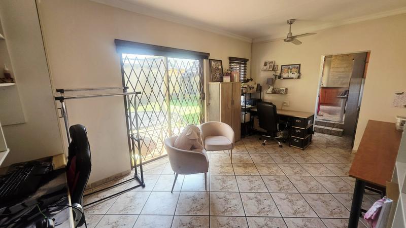 3 Bedroom Property for Sale in Annlin Gauteng