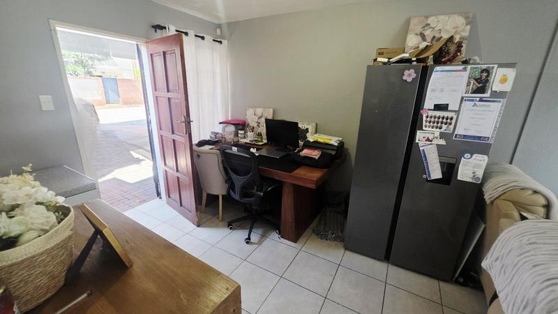 2 Bedroom Property for Sale in Montana Gauteng