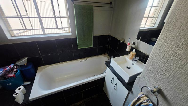 2 Bedroom Property for Sale in Montana Gauteng