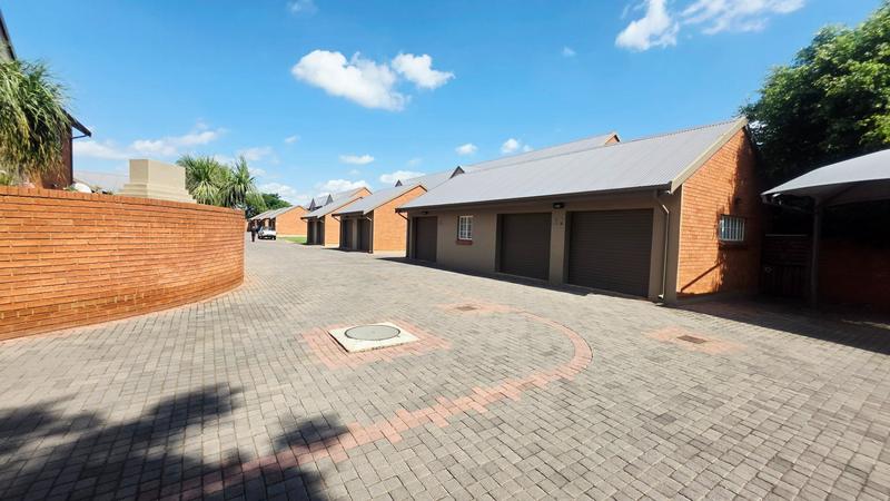 2 Bedroom Property for Sale in Montana Gauteng